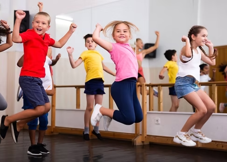 Atelier enfants - Nord Isère- danse biodynamique nord-Isère-joie-motricité-conscience corporelle-respiration-Valencin-saint just-chaleyssin, confiance en soi, gestion des émotions