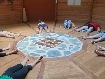 Danse Biodynamique, corps en mouvement, respirer, fluidité, légèreté, ralentir, liberté, se libérer, pause dans ton quotidien, danse, atelier collectif, atelier duo, atelier individuel, atelier à thème, stage, valencin, saint just chaleyssin, a corps de toi, isère, lyon, Danse Biodynamique, corps en mouvement, respirer, respiration, corps délié, fluidité, légèreté, ralentir, liberté, se libérer, pause dans ton quotidien, danse, danse, danse, faire circuler la vie, énergiser son corps, coeur léger, corps fluide, esprit apaisé, séance individuelle, valencin, saint just chaleyssin, a corps de toi, isère, lyon, nord isère