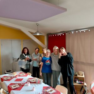 yoga, danse, massage, libre et lumineuse, danse biodynamique, rythme, mélodie, vinyasa, yin yoga, massage, détente profonde, repas gourmand, bien-être
