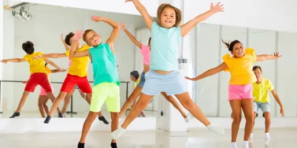 Atelier enfants - Nord Isère- danse biodynamique nord-Isère-joie-motricité-conscience corporelle-respiration-Valencin-saint just-chaleyssin, confiance en soi, gestion des émotions